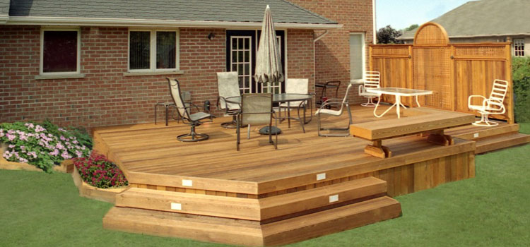 Cedar Composite Decking in La Mirada, CA